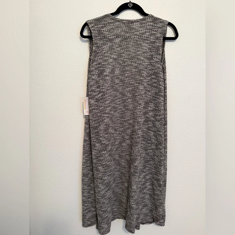 NWT LuLaRoe Marled Black & White Knit Vest size medium - Picture 2 of 4